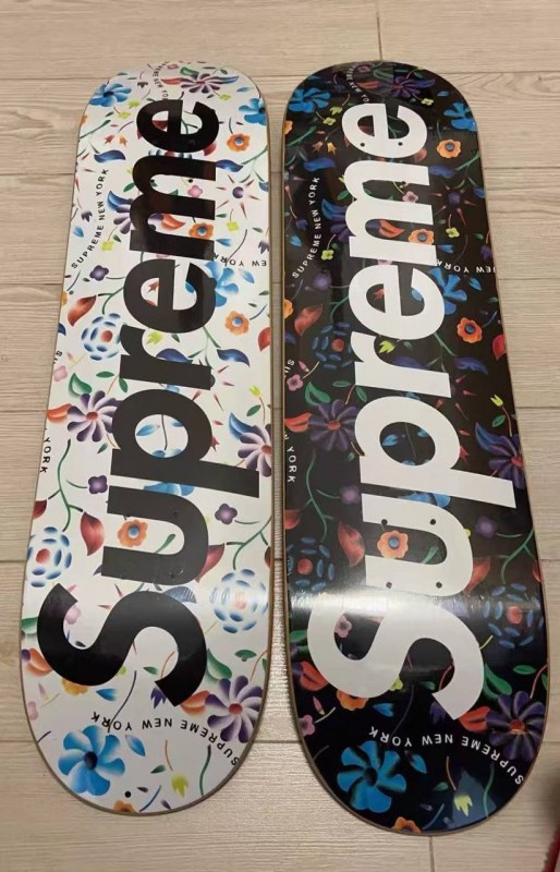Supreme Skate