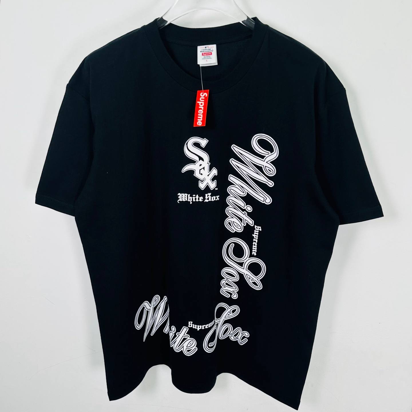 Supreme MLB Teams Sox Tee