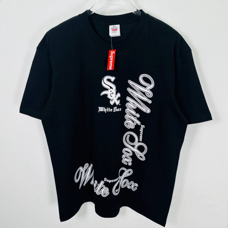 Supreme MLB Teams Sox Tee
