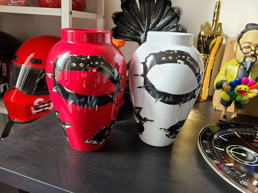 Supreme Studded Collars Vase